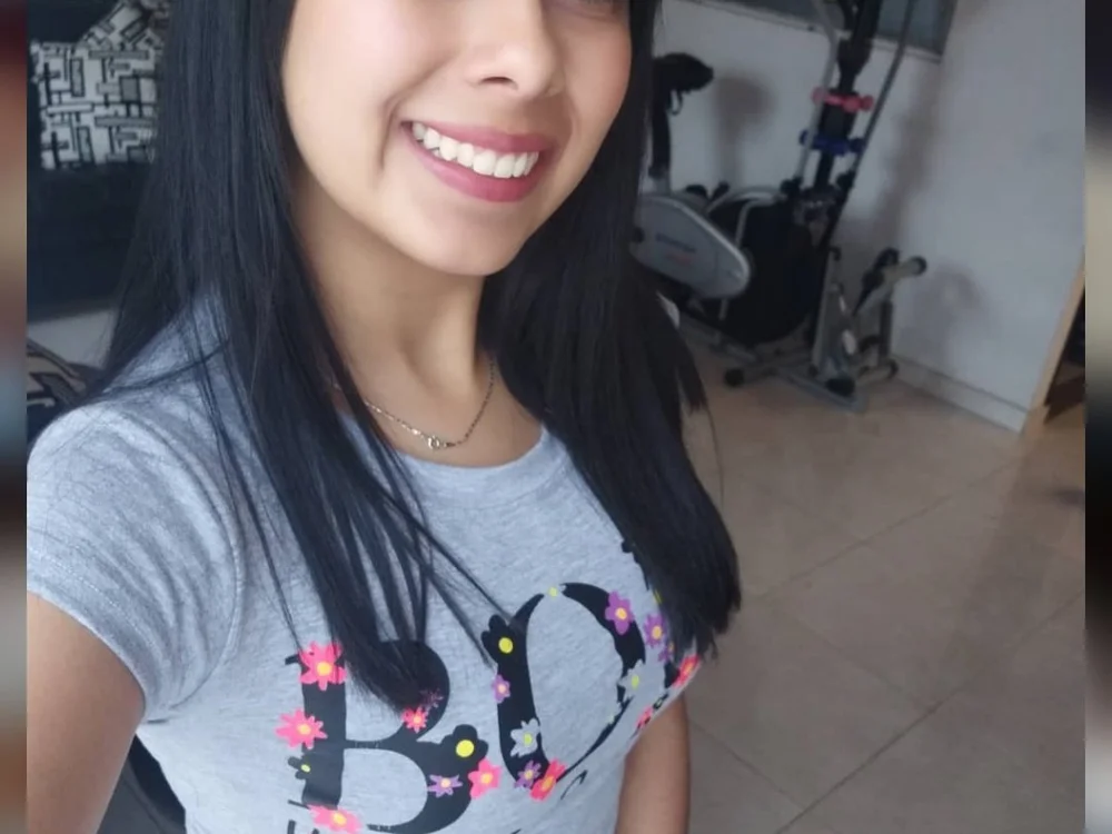 tefanny_petite offline chatrum