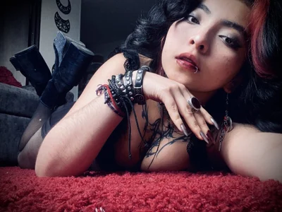 _g0thiccwitch_ profile