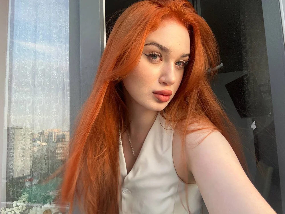 EmmySamra's Offline Chat Room