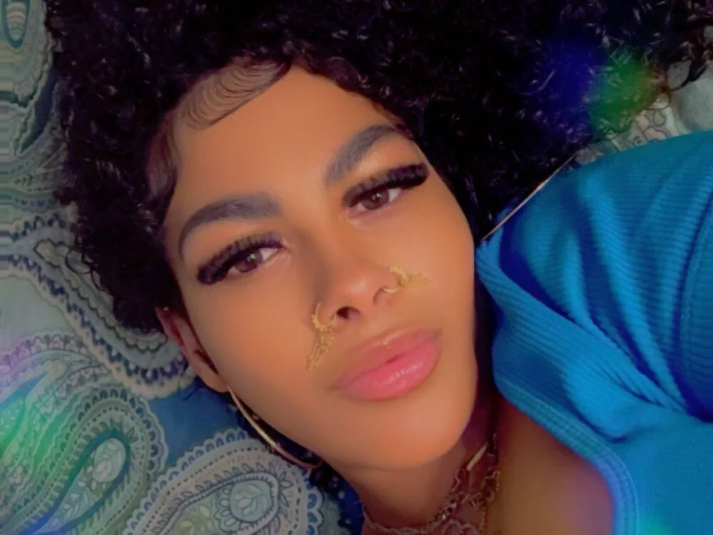 SapphireDior's Offline XXX Chat