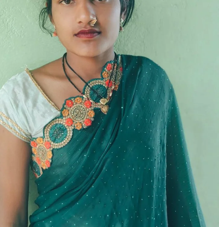 แชท XXX ออฟไลน์ของ Punam_bhoji