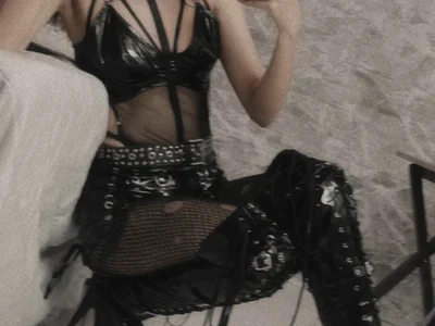 Bellatrix25 - Girl 