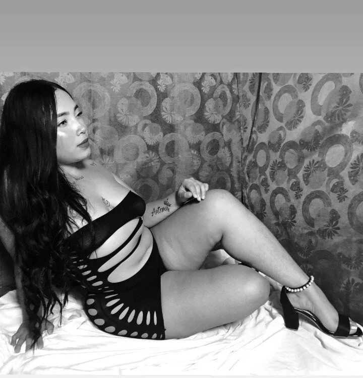 Pamela_scarlet68's Offline XXX Chat