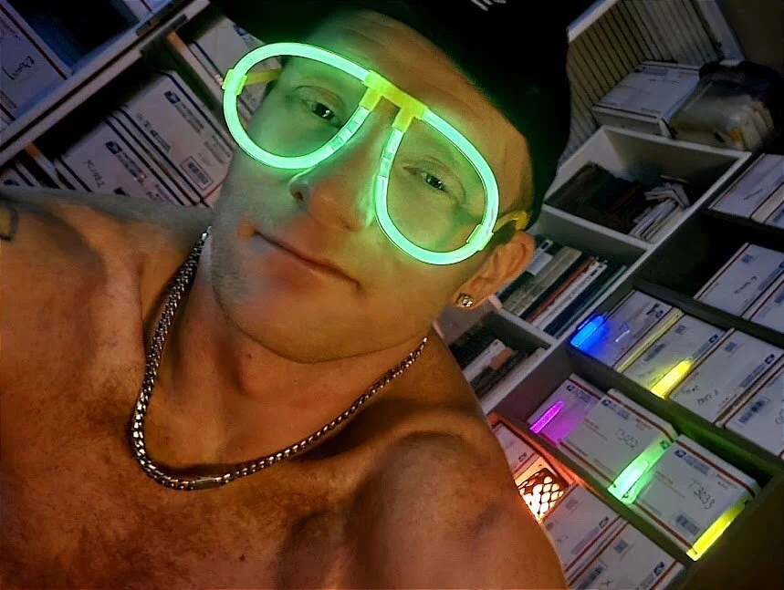 Chat XXX offline de PeckerPacker1000