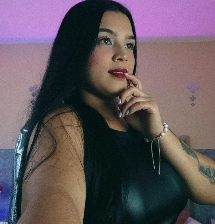 kaylaa_sexn Offline XXX chat