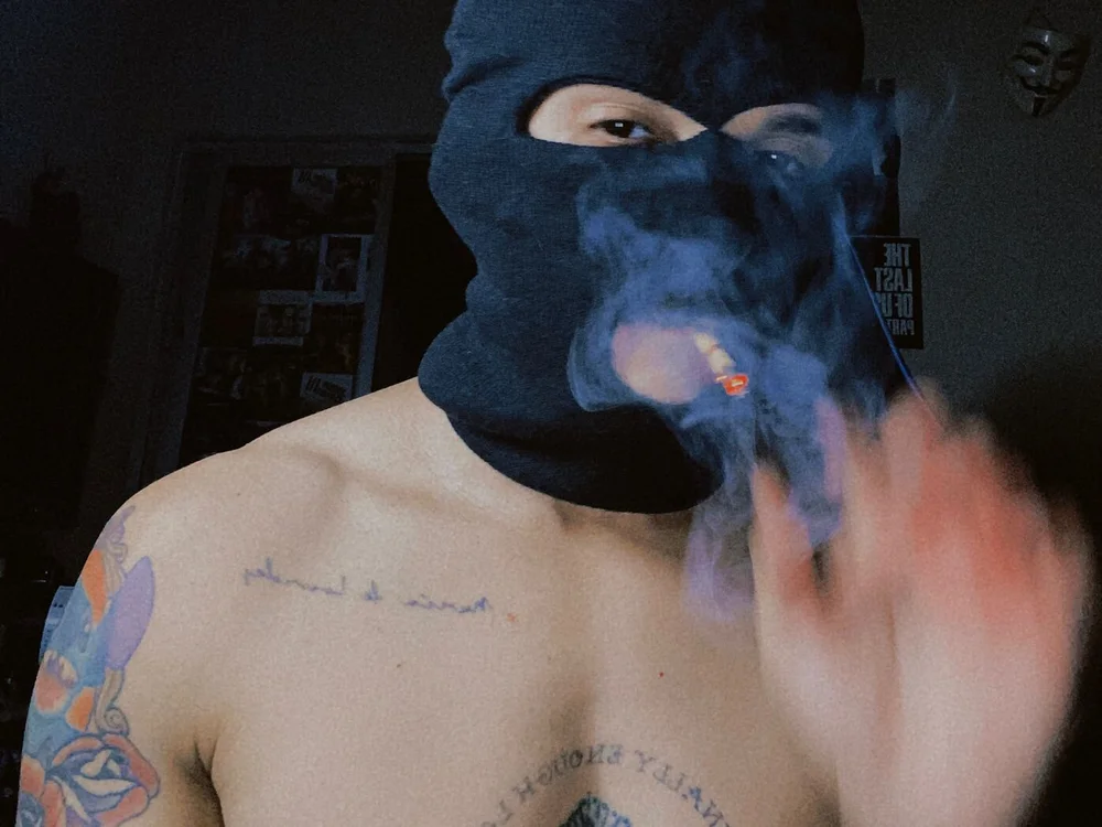 gaymer4i20's Offline XXX Chat