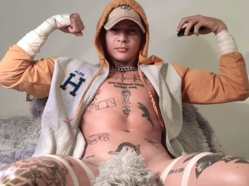 strong_dick7in Chat XXX offline