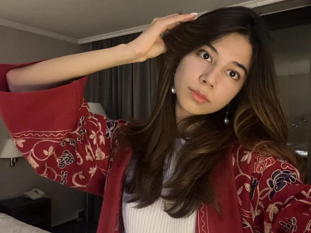 Chat XXX offline de KiraVixenSweet