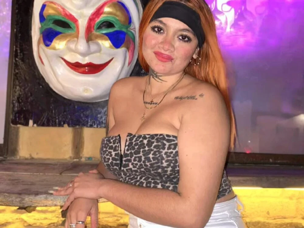 Anikka_Albrite_'s Offline XXX Chat