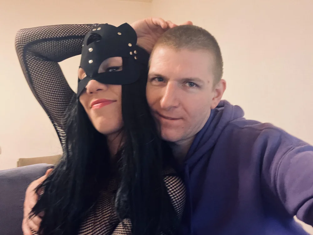 Purpliciouss' Offline Chat Room
