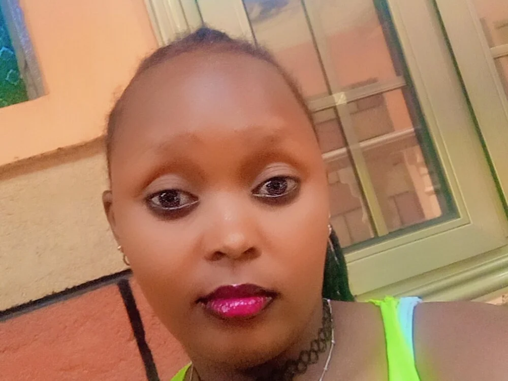 Chatroom XXX hors ligne de Sexy_bellah12