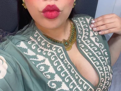 IndraKaur_ - Girl 
