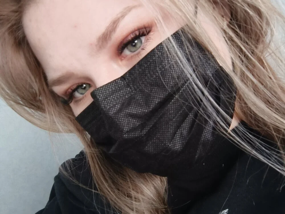 MilaaMilaa Offline XXX-chat