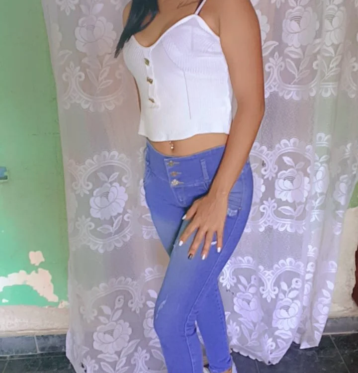 taina_sweet offline chatrum