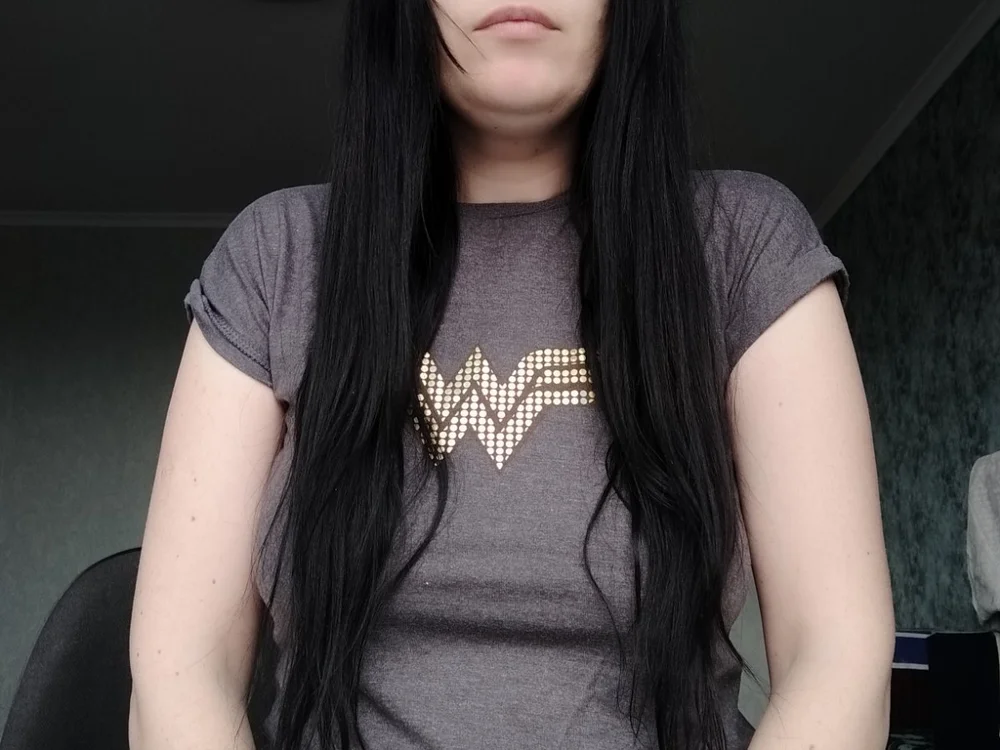 Corny_Lucile's Offline Chat Room