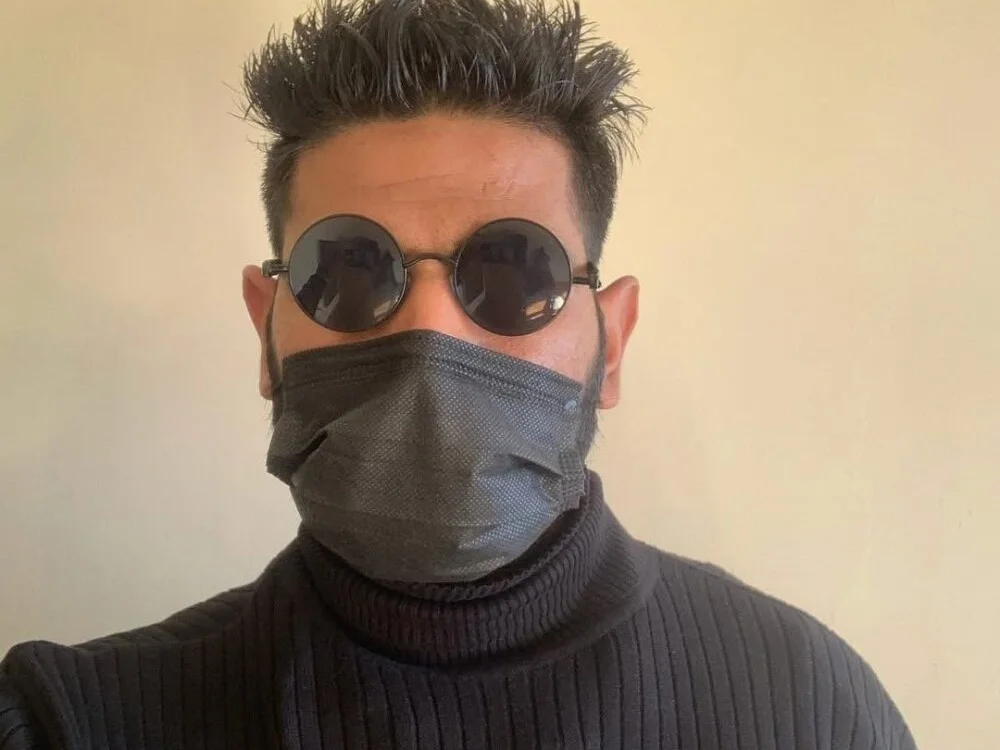 Offline XXX chat modela kairaadmas