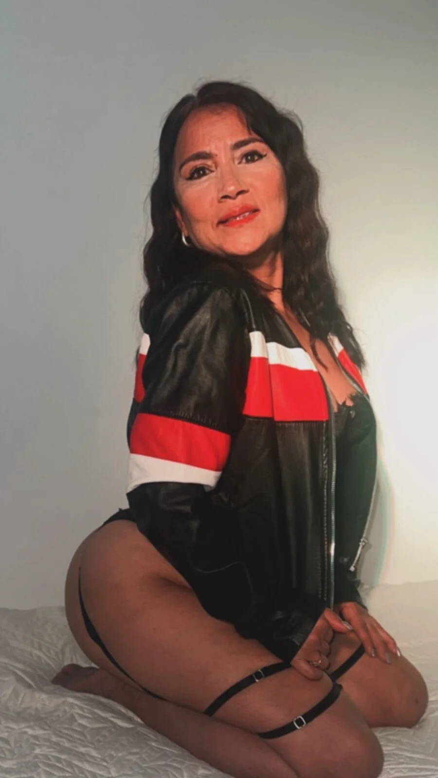 Ms_Amada cover photo
