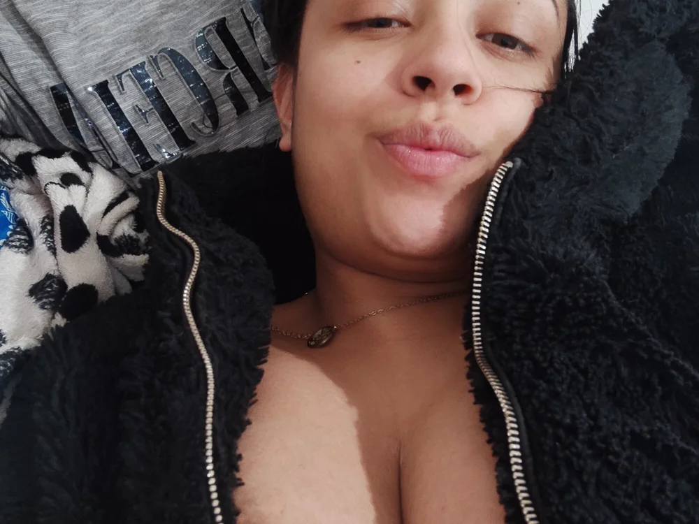 Doncellaperra's Offline XXX Chat