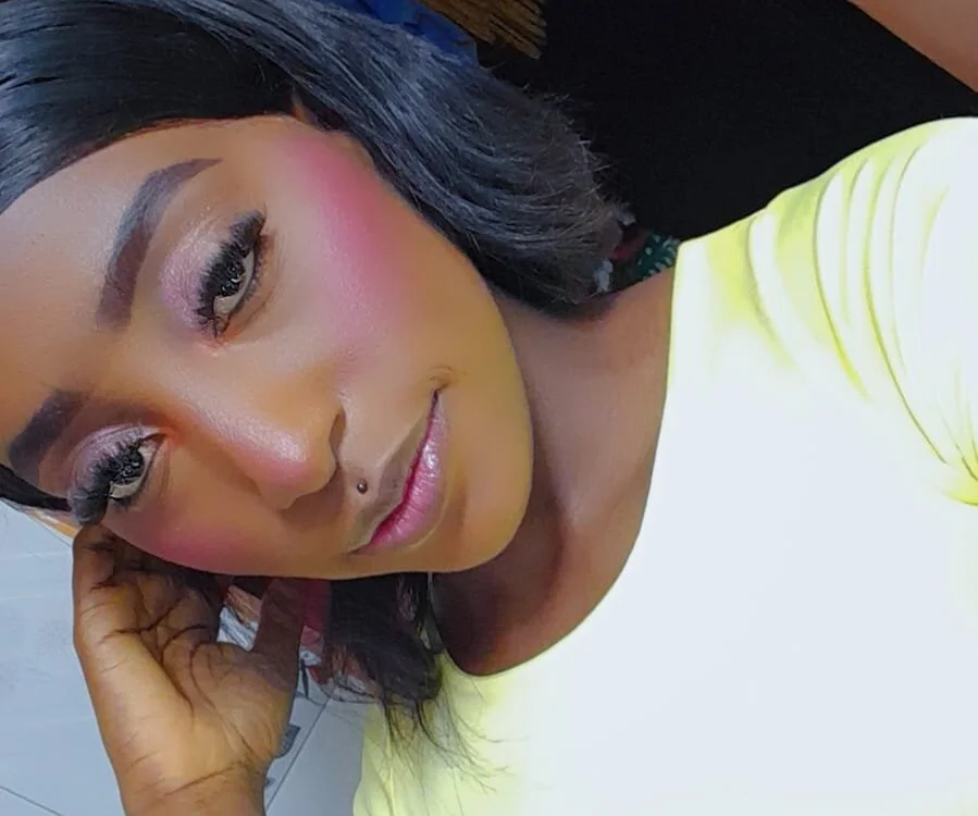 Isaa_jonnes_n Offline XXX chat