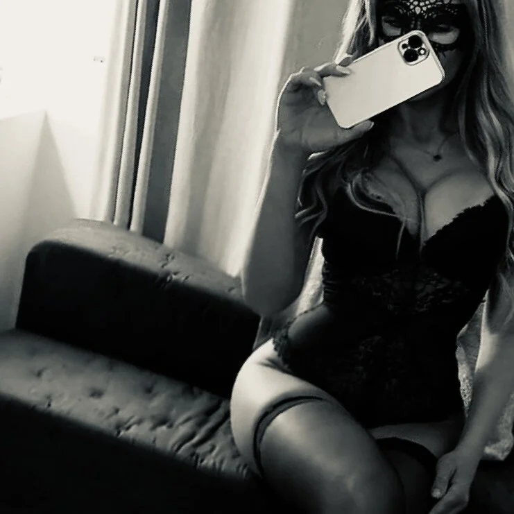 MissGabixx Offline XXX Chat
