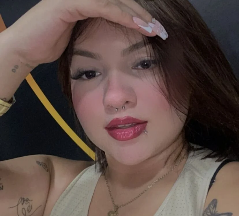 _dulce18_'s Offline Chat Room