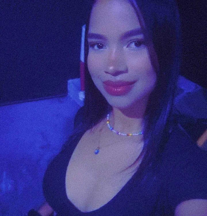 Channel_7's Offline Chat Room