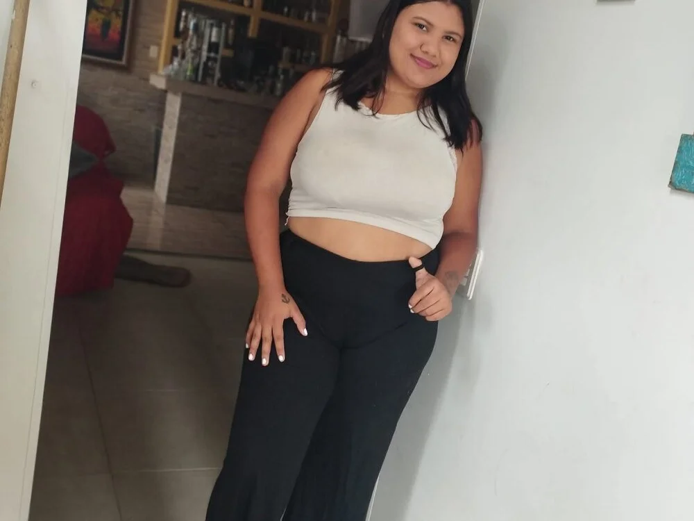 Offline XXX chat Aliyah_Ramana