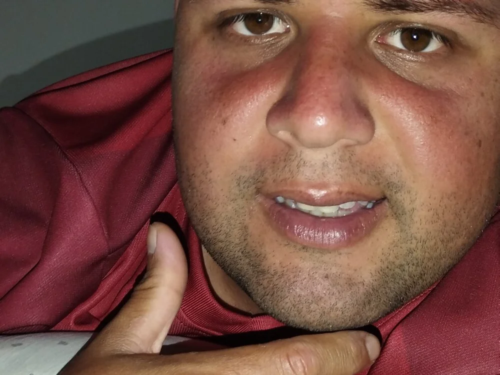 Eduar0015: офлайн-секс-чат