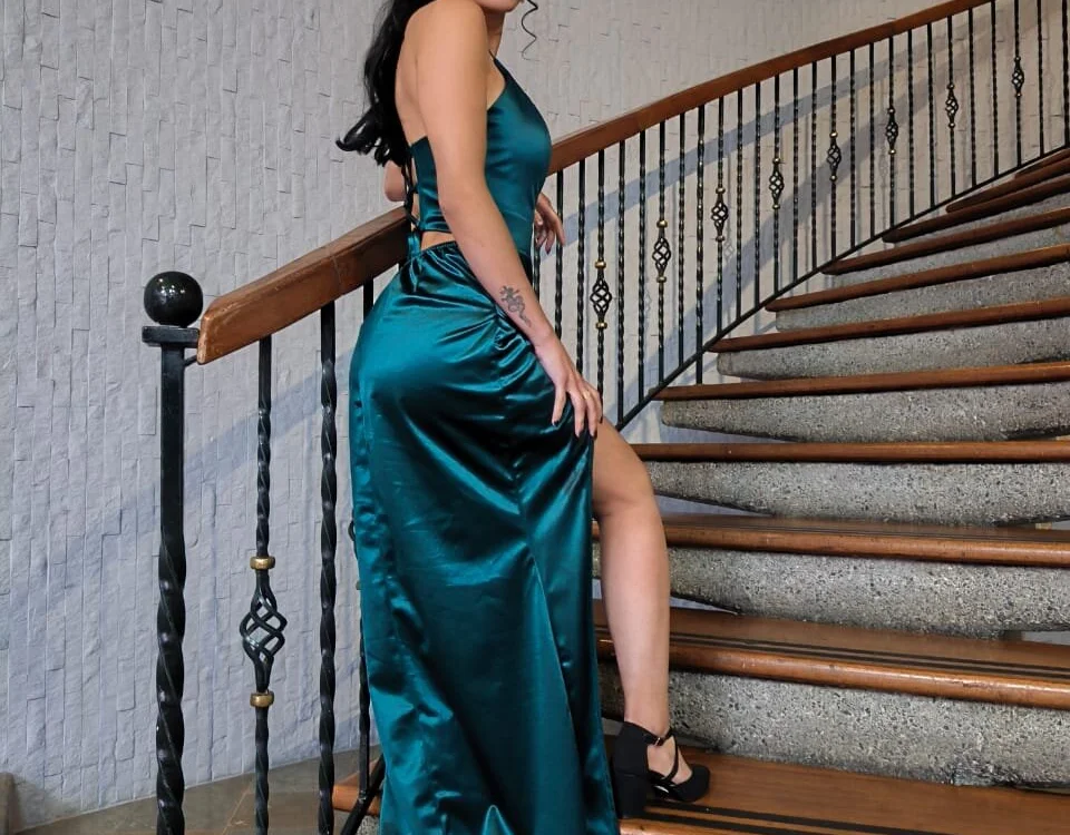 Offline XXX chat modela Akhemi