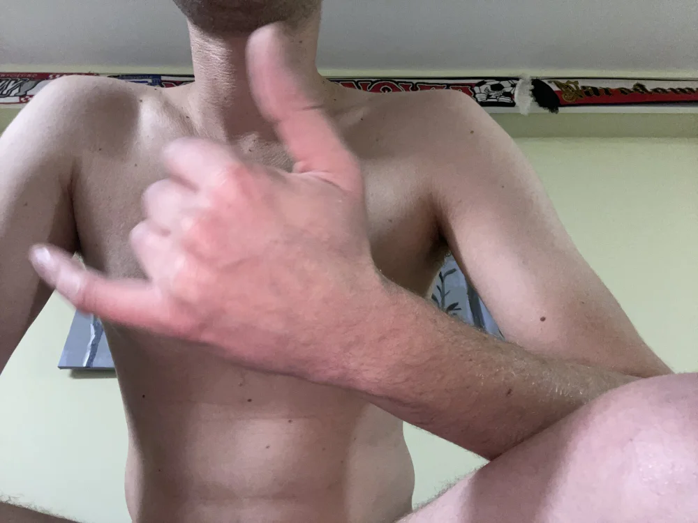 pizokgay1992's most recent online preview