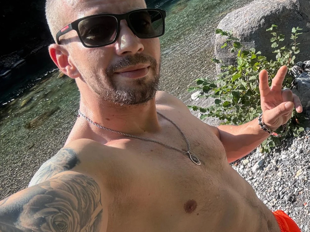 xxbixx Chat XXX offline