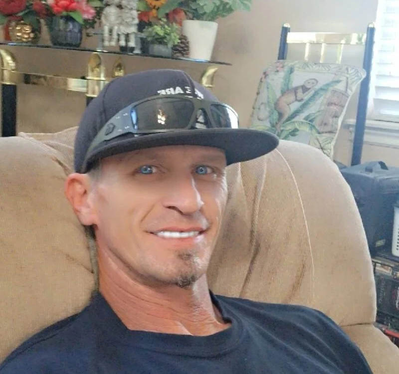 kinkycpl69ar