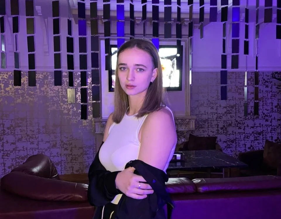 HollisBlumer's Offline Chat Room