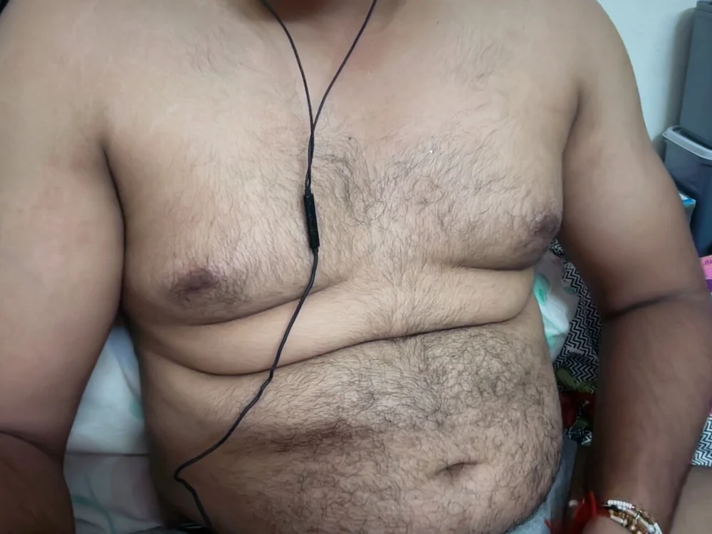 BlackBeard20 Adlı Modelin Çevrimdışı XXX Sohbeti