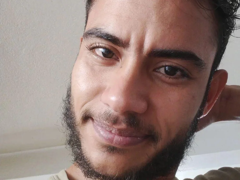 Jose_345568's Offline Chat Room