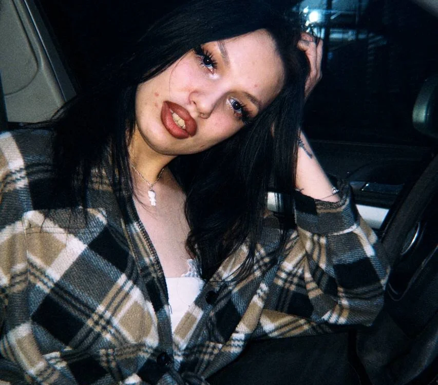 BrendaaWarren Offline XXX-chat