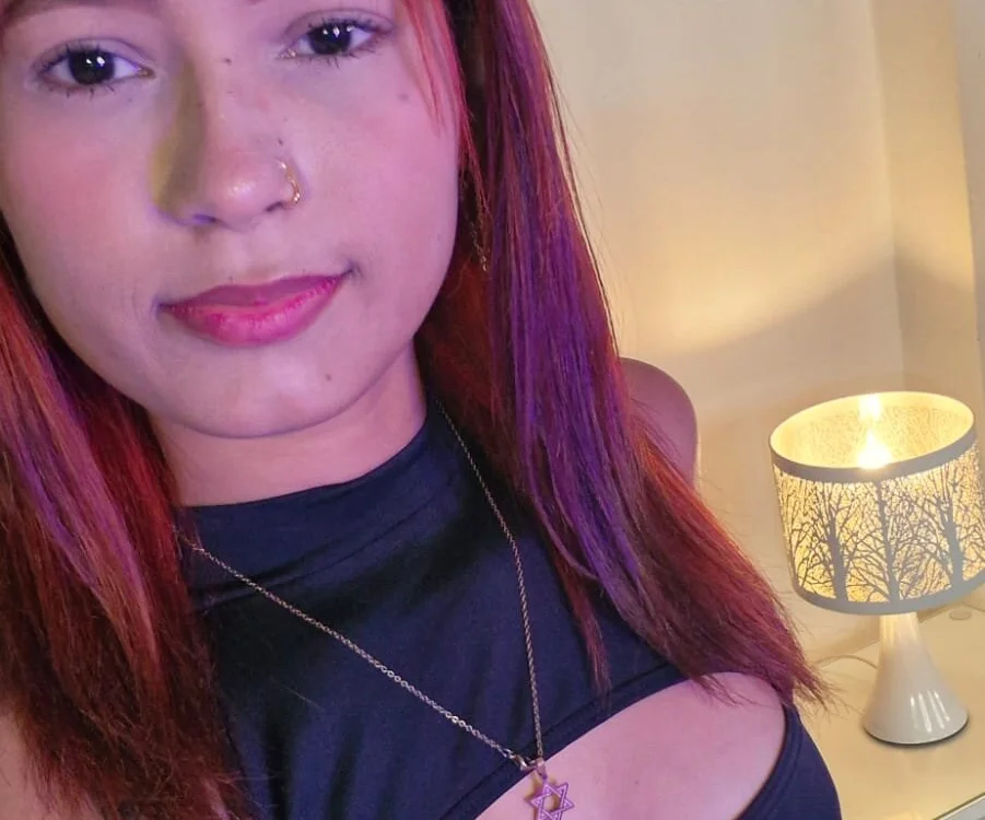 zoe_bae_ offline chatrum