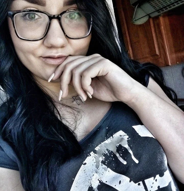 GingerSnapx Adlı Modelin Çevrimdışı Sohbet Odası