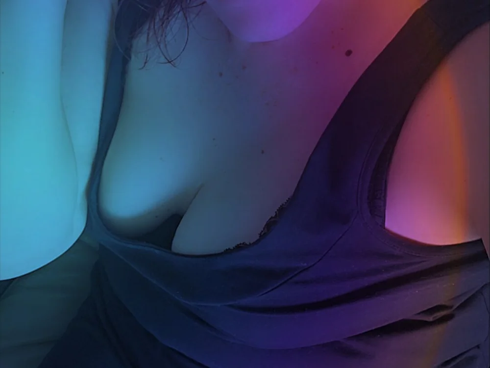 LadyLisaDownUnder's Offline XXX Chat