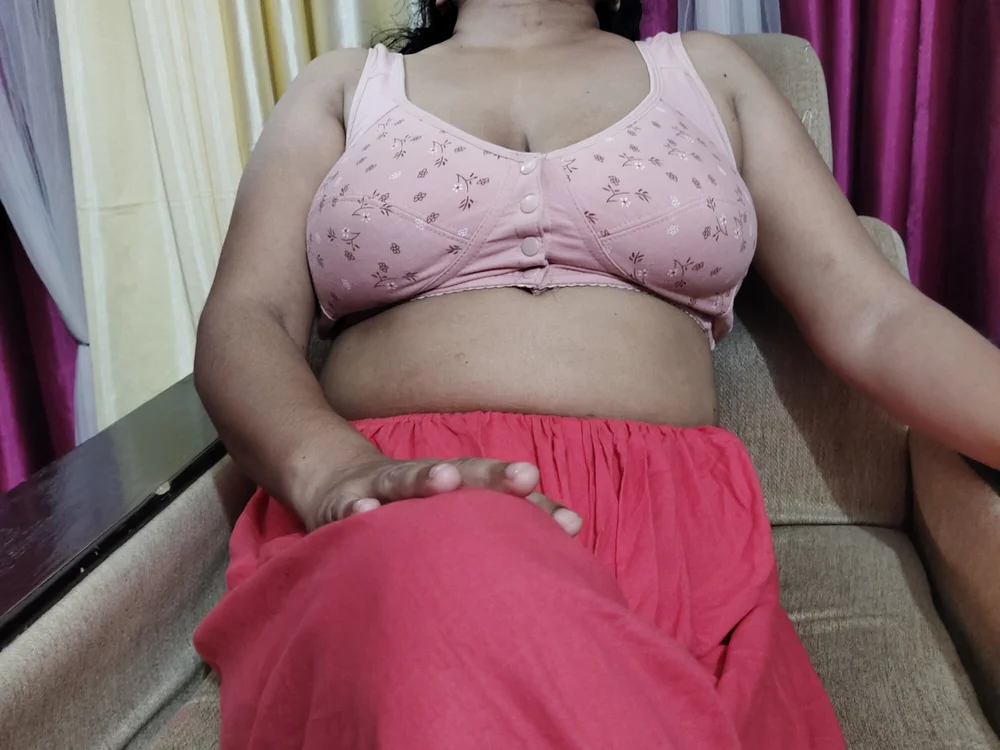 hot_rosekings' Offline XXX Chat