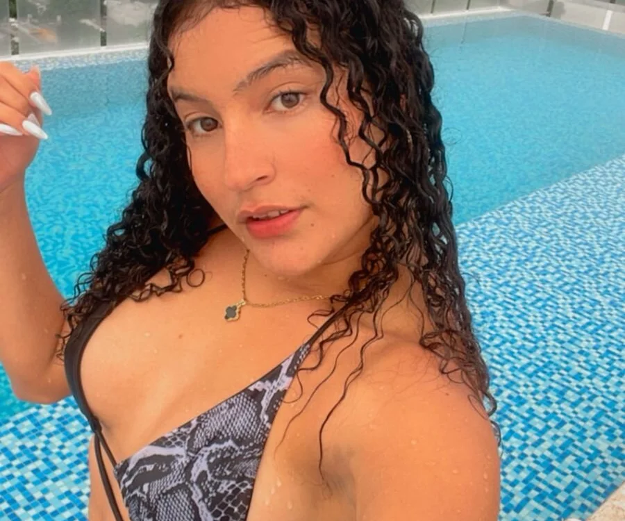 Offline XXX chat ariann_cat