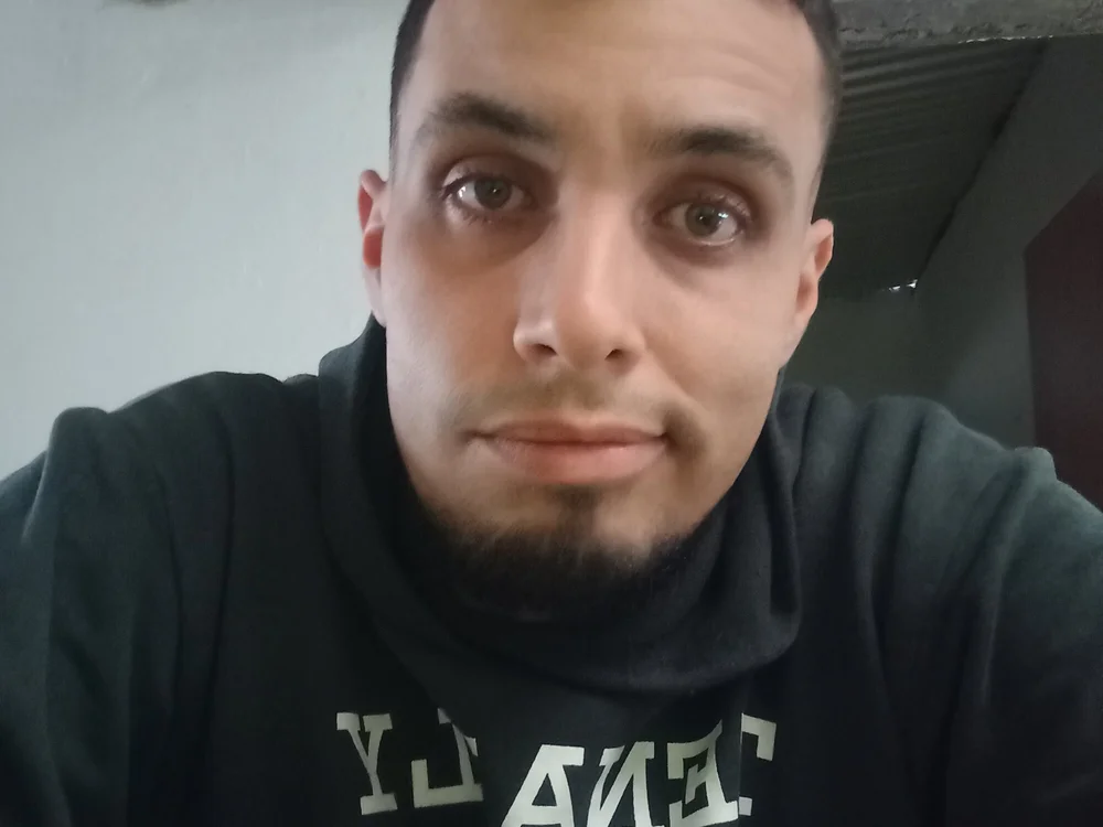 Sexwin's Offline Chat Room