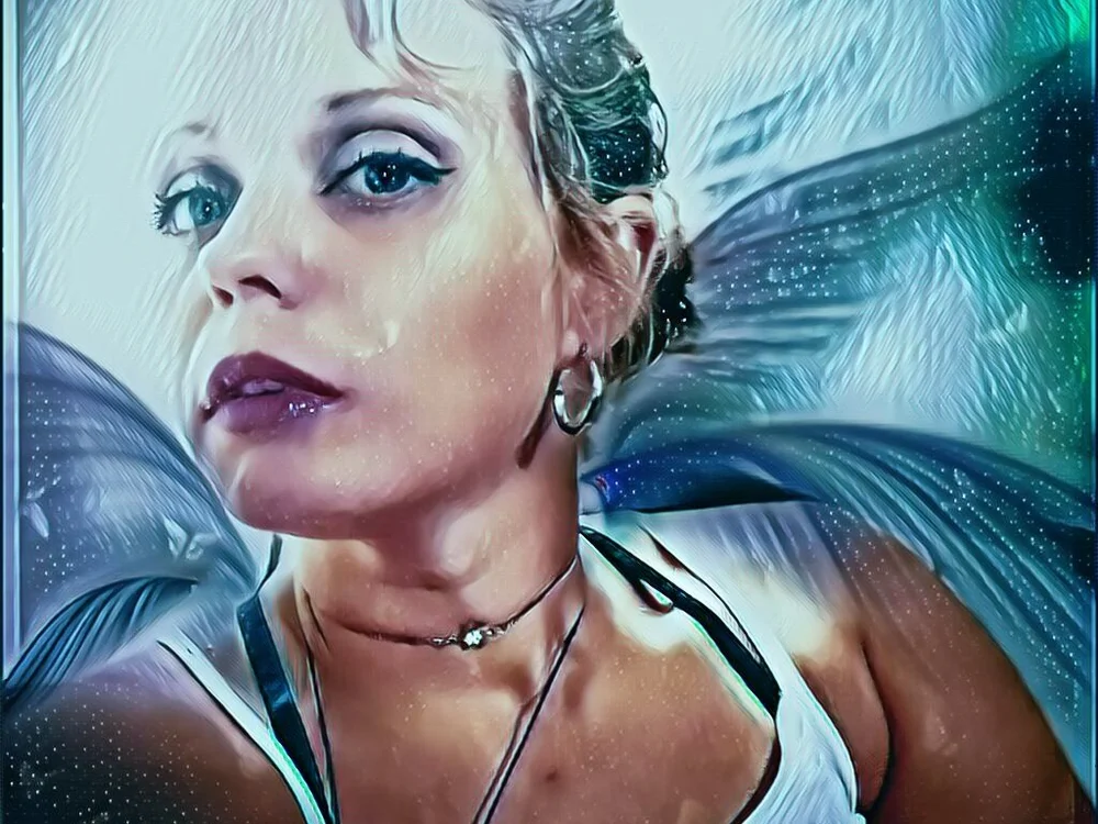 Justinsprettykitty's Offline XXX Chat