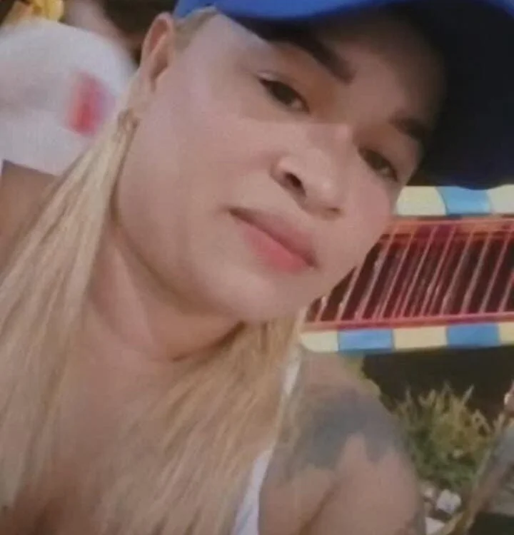 Офлайн-чат XXX CarlaHot1215