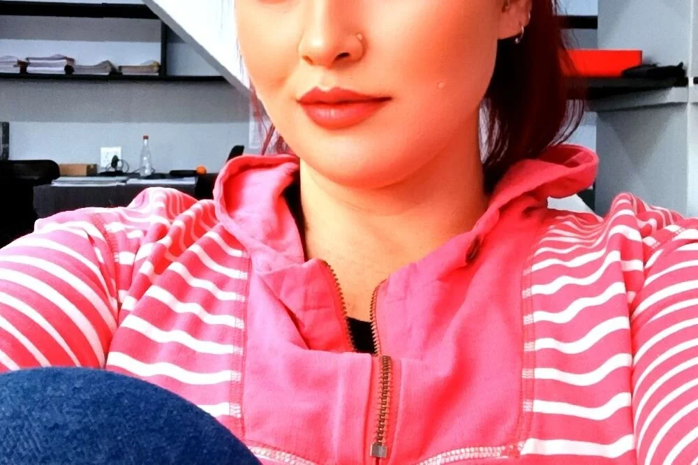 Adoring-Alaya's Offline Chat Room