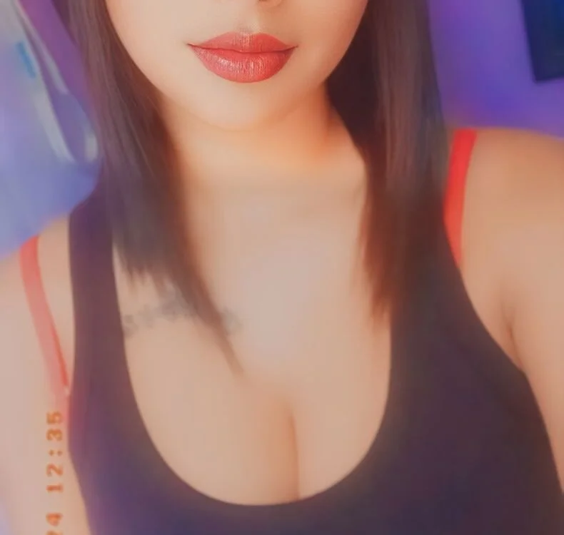 Summerbkaze29: офлайн-секс-чат