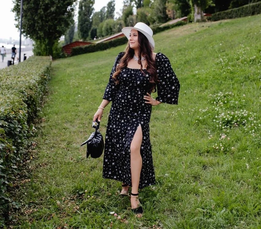 AgathaMyers cam model