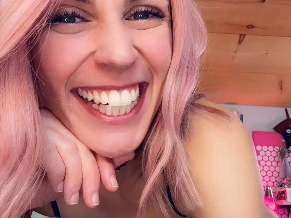 LittleLoftAngel's Offline XXX Chat