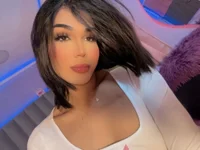 Модель AiishaRose