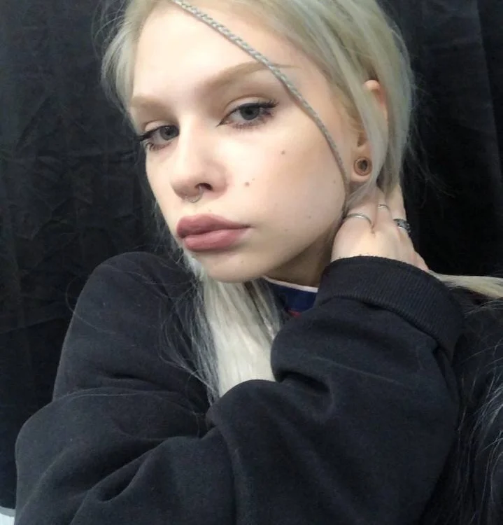 DariBi's Offline Chat Room